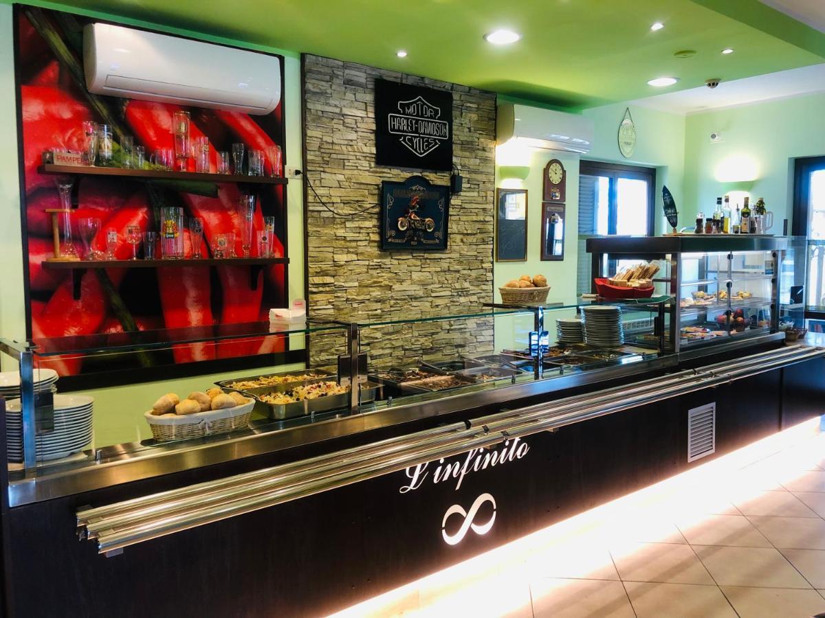 Hotel Softwood Recanati Exterior foto